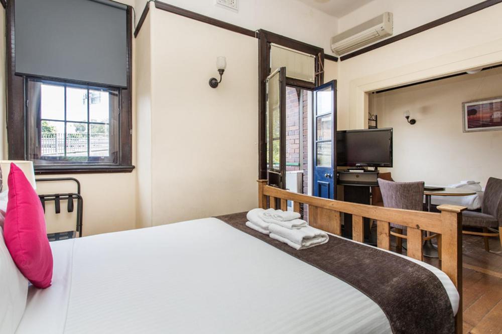 Sydney Harbour Bed And Breakfast Exterior foto